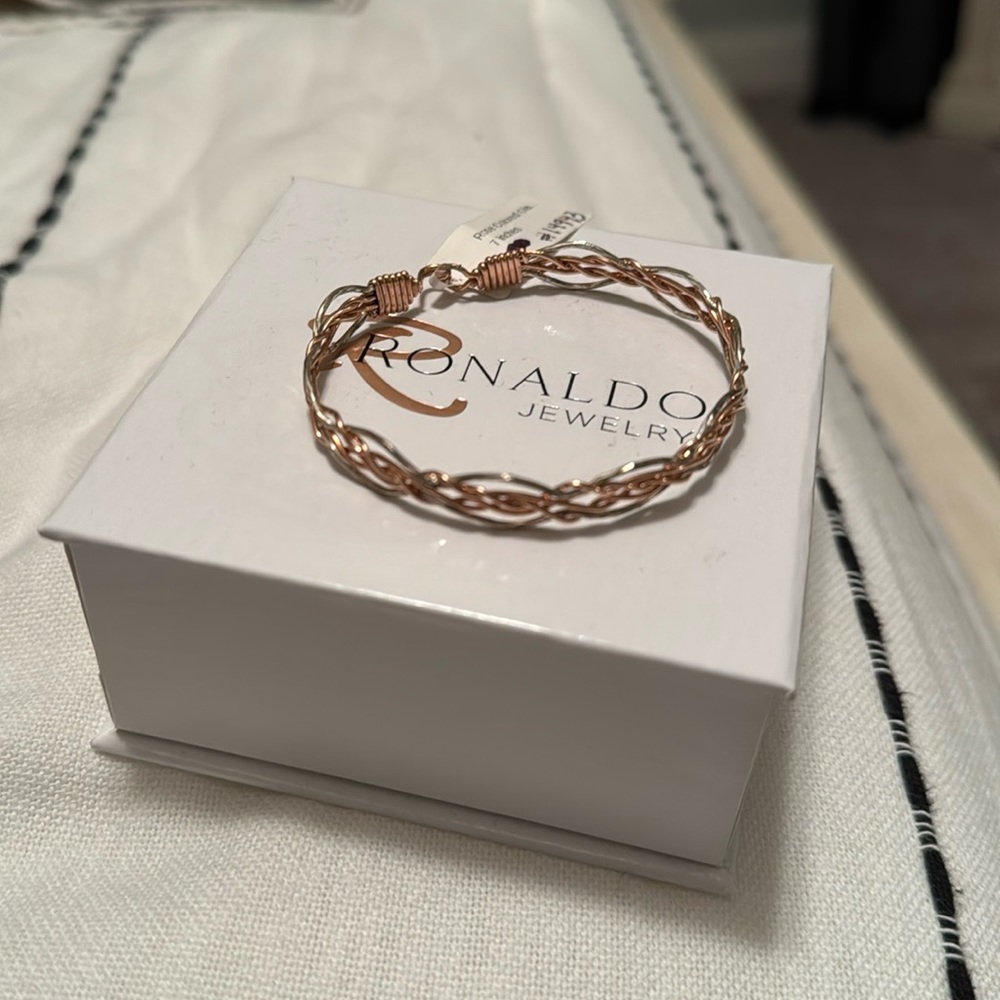Ronaldo Jewelry Rose Colored Glasses Bracelet
